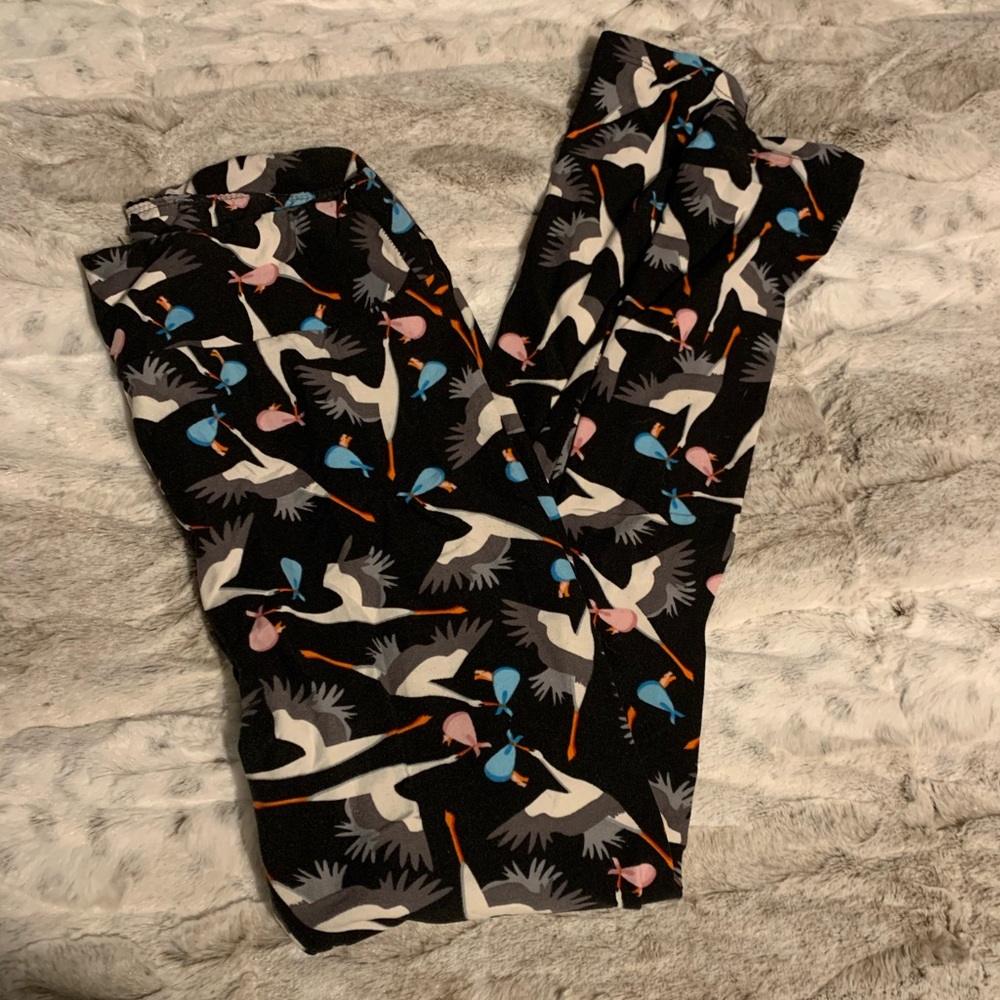 EUC OS Lularoe stork leggings